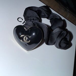 CHANEL beaute Black Heart Hair Scrunchie Accessory